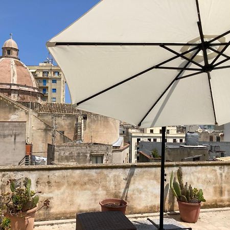 Bradamante Little Tower Apartment Trapani Luaran gambar