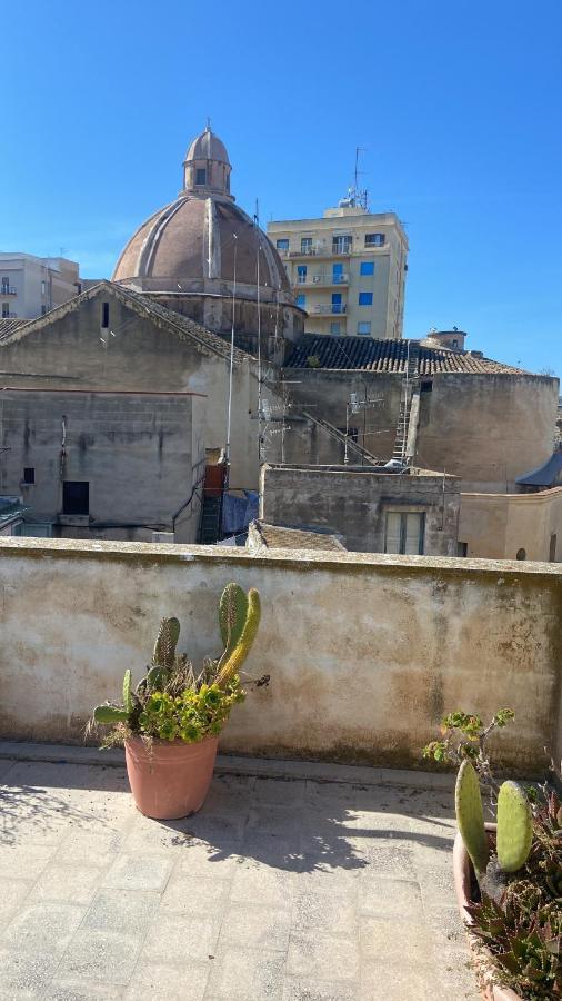 Bradamante Little Tower Apartment Trapani Luaran gambar